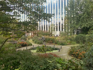 Le jardin botanique à côté du monde des affaires à Bruxelles 