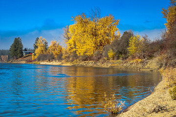 Autumnal Splendor Lakeside