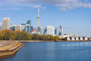 Fototapeta premium Scenic Toronto financial district skyline and modern architecture. View from Ontario lake.