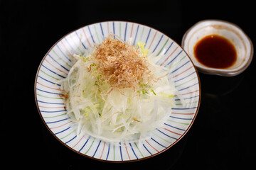 オニオンスライスサラダ