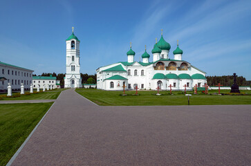 Architectural ensemble