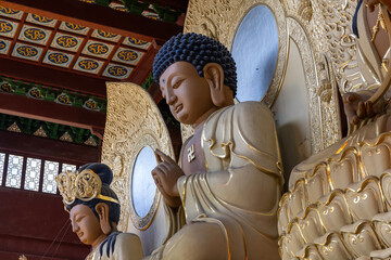 statue of buddha in china