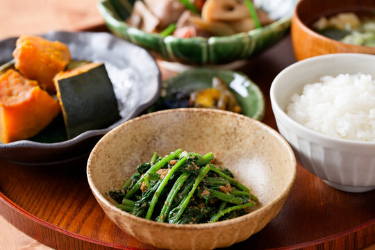 ほうれん草のごま和え