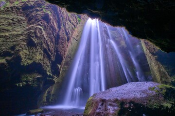 Glj&uacute;frab&uacute;i of Iceland
