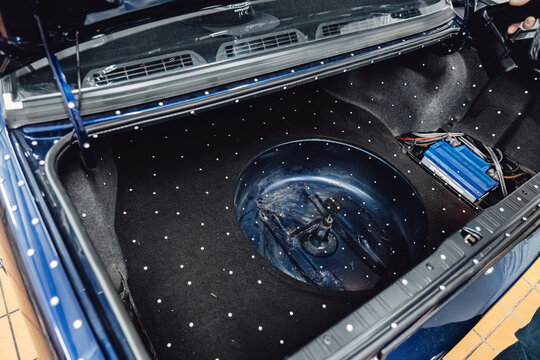 3D scanning of car interior with handheld scanner for CAD modeling custom part prototyping and accurate geometry capture in automotive manufacturing design and engineering