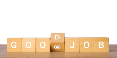 Wooden blocks with good job text for positive feedback concept, isolated on transparent background