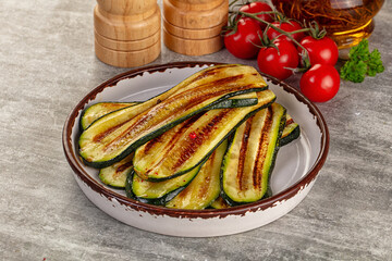 Grilled young zucchini for snack