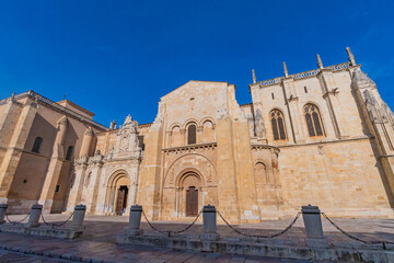 Obraz premium Cityscape of Leon (Castilla y Leon, Spain)