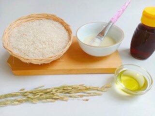 Natural Rice Face Mask. Rice Face Mask Ingredient. Homemade Rice Beauty Treatments. Organic Skincare with Rice