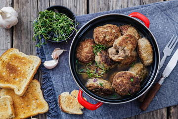 Frikadellen, Minced Meat Patties in a red pot