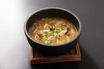 牡蠣スープ（コチュジャン　味噌味）