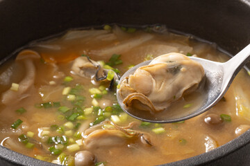 牡蠣スープ（コチュジャン　味噌味）