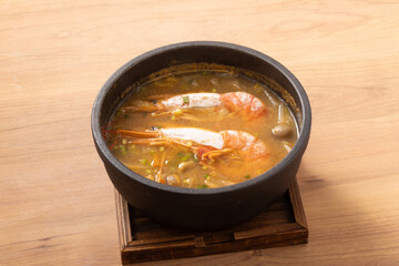 赤エビ　海鮮スープ（コチュジャン　味噌味）