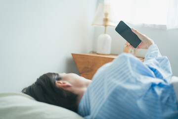 Naklejka premium 朝の目覚め