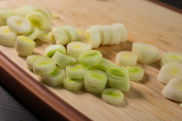 Fresh Leek on Wooden Cutting Board – Healthy Kitchen Ingredient