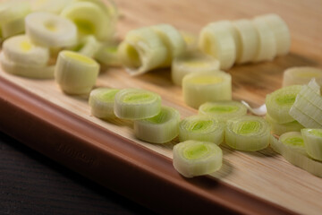 Fresh Leek on Wooden Cutting Board – Healthy Kitchen Ingredient