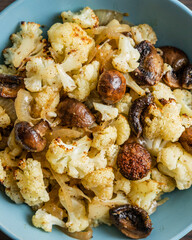 Roasted Cauliflower and Mushrooms in Bowl – Cozy Fall Veggie Side Dish