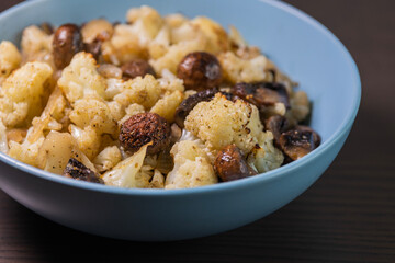 Roasted Cauliflower and Mushrooms in Bowl – Cozy Fall Veggie Side Dish