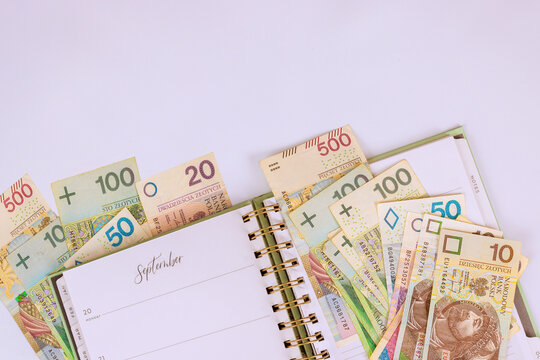 Polish money planner for budgeting in September to manage expenses