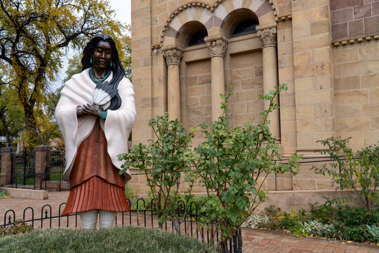 Statue of the first Native American Catholic Saint, Kateri Tekakwitha, by sculptor Estella Loretto, The Cathedral Basilica of St. Francis of Assisi, Santa Fe, New Mexico