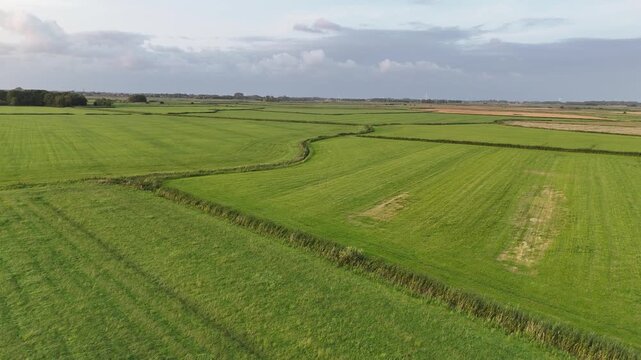 Wiesen und Felder in Ostfriesland