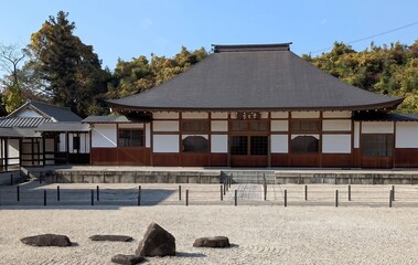 宇宙山乾坤寺、枯山水の庭の風景