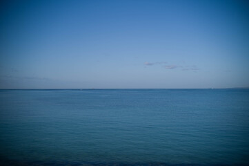 沖縄の海と公園