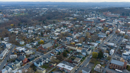 Obraz premium Hudson, NY, USA - November 20, 2025: Aerial view of Hudson, New York along the Hudson River. 