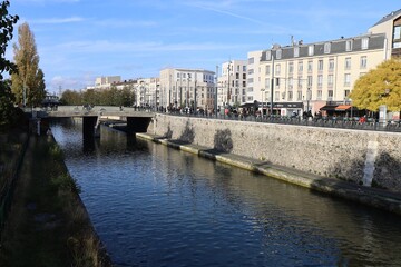 Le canal de Saint Denis, ville de Saint Denis, département de Seine Saint Denis, France