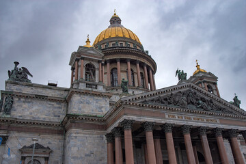 Fototapeta premium St. Isaac's Cathedral in St. Petersburg