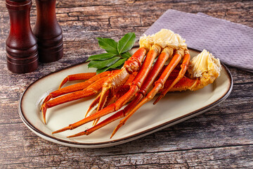 Steamed delicous red crab legs