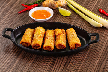 Vietnamese deep fried spring roll