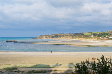 plage d'hillion, et les dunes de bon abris dans la r&eacute;serve naturelle de la baie de saint brieuc