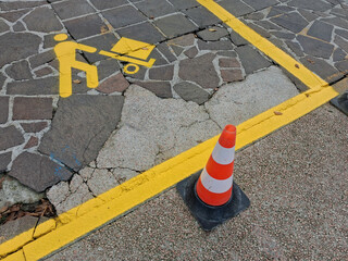 Parcheggio per carico e scarico per le attivit&agrave; commerciali nel centro storico della citt&agrave;