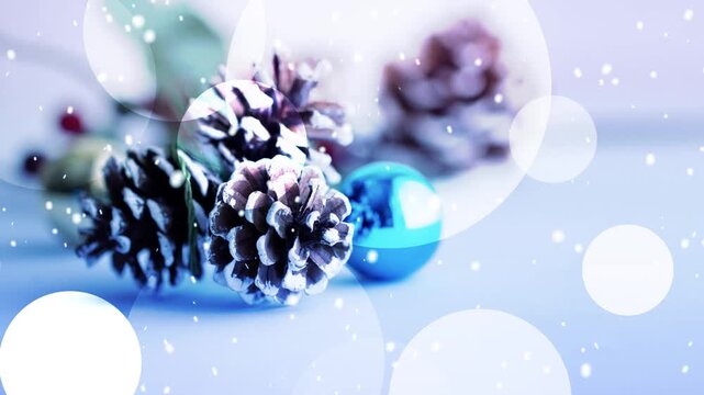 video, pigna, albero di natale, addobbi natalizi, nevicata, neve, natale, sfondo natalizio,