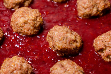 Turkey Meatballs in Cranberry Sauce – Thanksgiving Close-Up