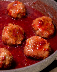 Turkey Meatballs in Cranberry Sauce – Thanksgiving Close-Up