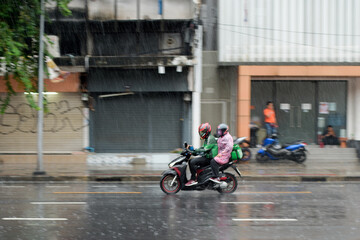 rains on the city on streets