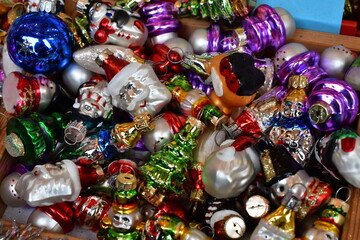 Weihnachtsschmuck am Christkindlesmarkt in N&uuml;rnberg 