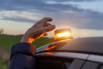 V16 warning light, new spanish emergency signal device