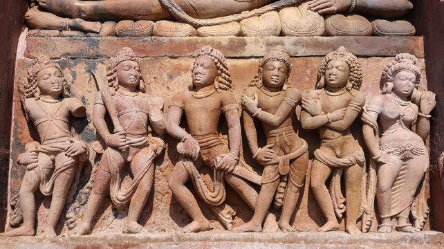 India, Uttar Pradesh, Lalitpur, Beautiful Carving Sculptures of Hindu Deities, Musicians and Doorkeeper on the Ancient Shree Dashavtara Lord Vishnu Temple of Deogarh. 