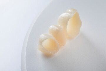 Zirconia block and dentures
