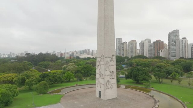 Obelisco do Parque Ibirapuera in S&atilde;o Paulo, Brazil, on a cloudy day