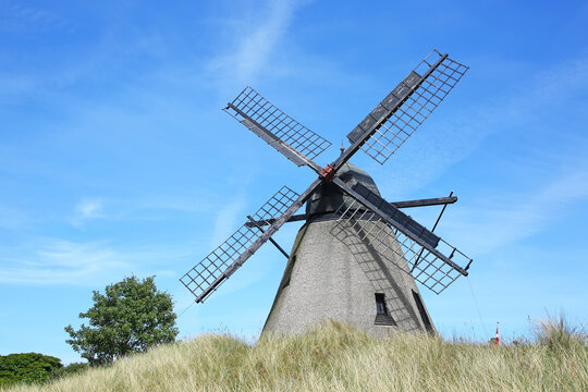 Kragskov windmill from 1870, is an old Dutch wildmill located in Skagen, Denmark.
