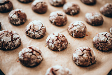 Hot crinkle cookies on baking sheet