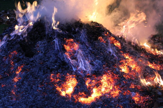 burning fire