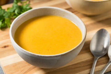 Smooth Homemade Butternut Squash Soup
