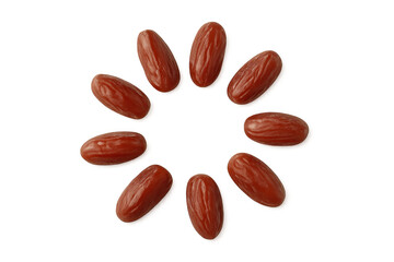Obraz premium Dried jujube fruits forming a circular pattern, top view, healthy sweet snack, asian superfood concept on transparent background