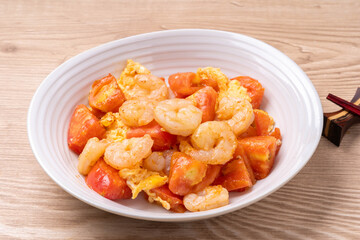 エビとトマトのマヨ炒め