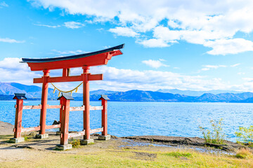 秋の御座石神社 鳥居　秋田県仙北市　Torii gate at Gozanoishi Shrine in autumn. Akita Pref, Semboku City.